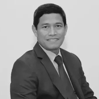 Prof. Dr. M. Khusna Amal, S.Ag., M.Si.
